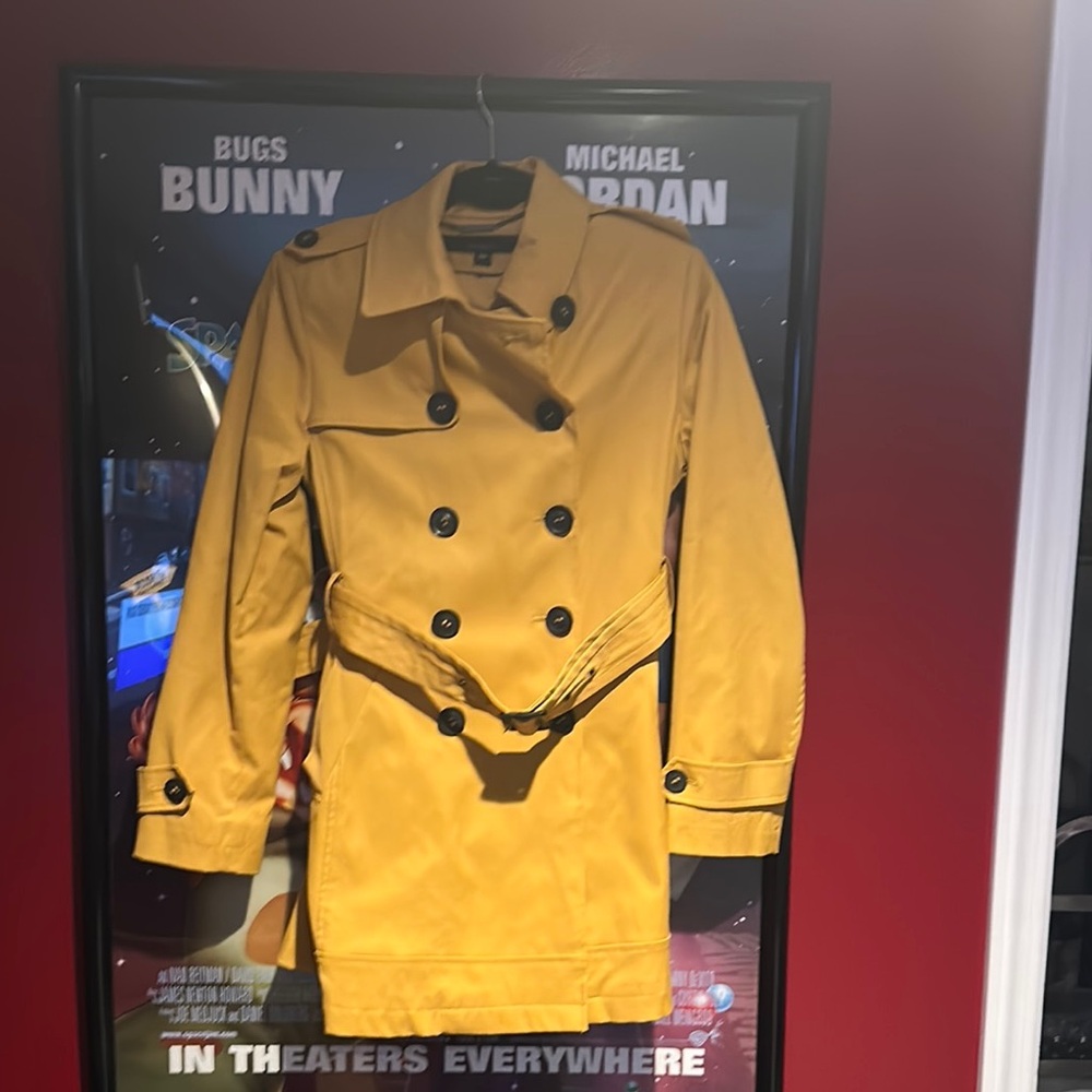 Vibrant Yellow Trench Coat with Belted Waist and Adjustable Cuffs